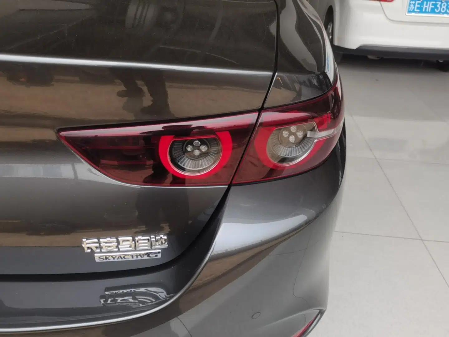 Mazda 3 Axela 2022 2.0L Automatic Zhi Rui Edition — миниатюра 9