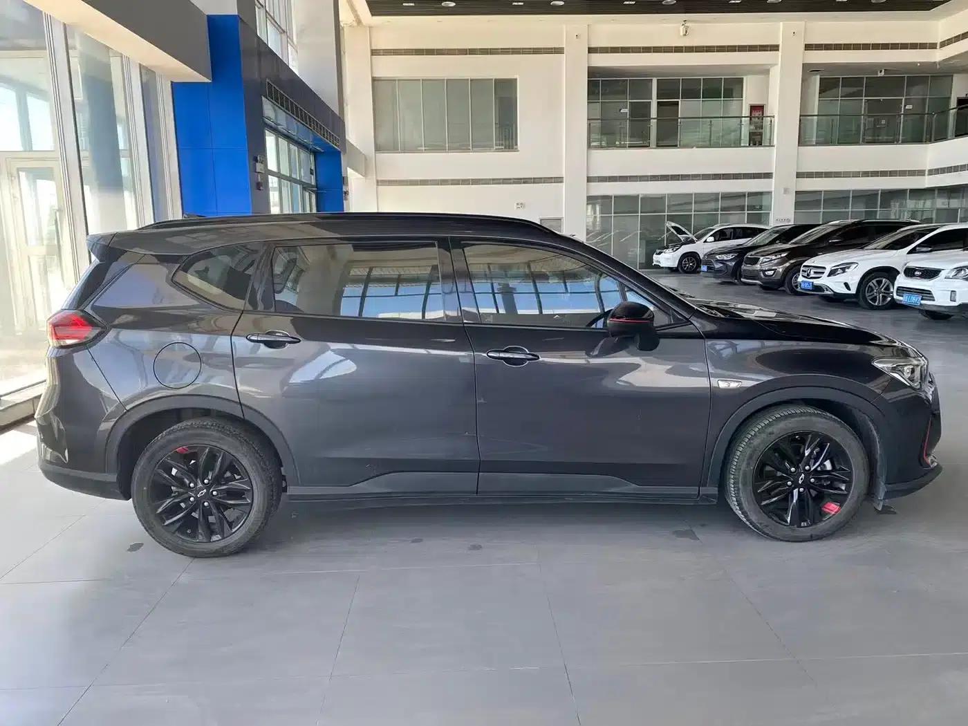 2019 Chevrolet Orlando 530T Automatic Mickey Mouse Edition (5+2 models) National V Emission Standard — миниатюра 3