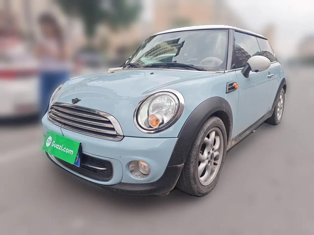 MINI 2011 1.6L COOPER Fun — миниатюра 1