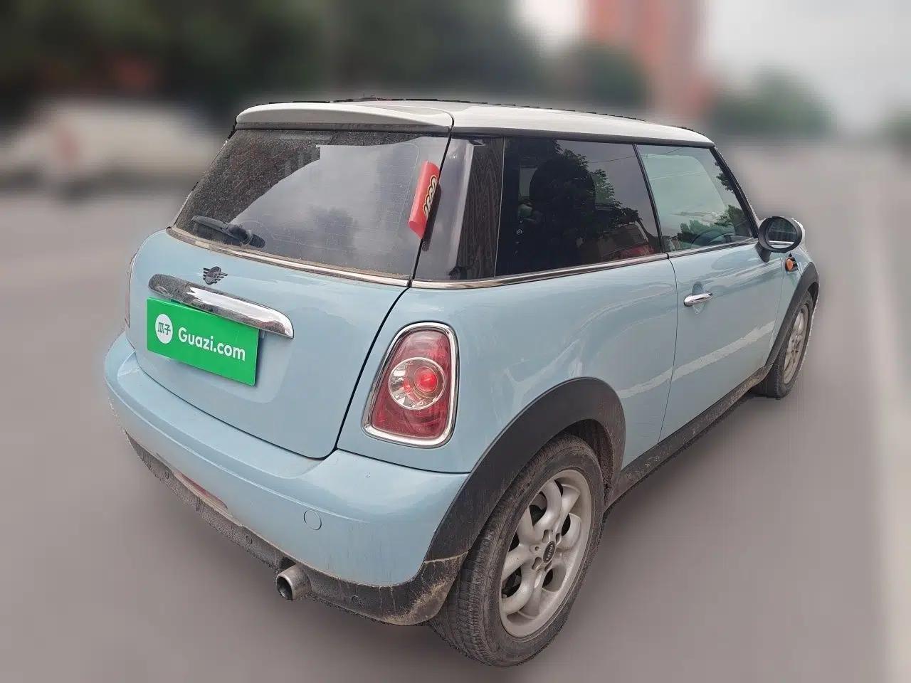 MINI 2011 1.6L COOPER Fun — миниатюра 6