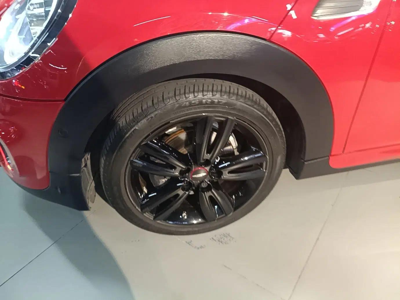 MINI 2019 1.5T COOPER Racing Driver — миниатюра 10