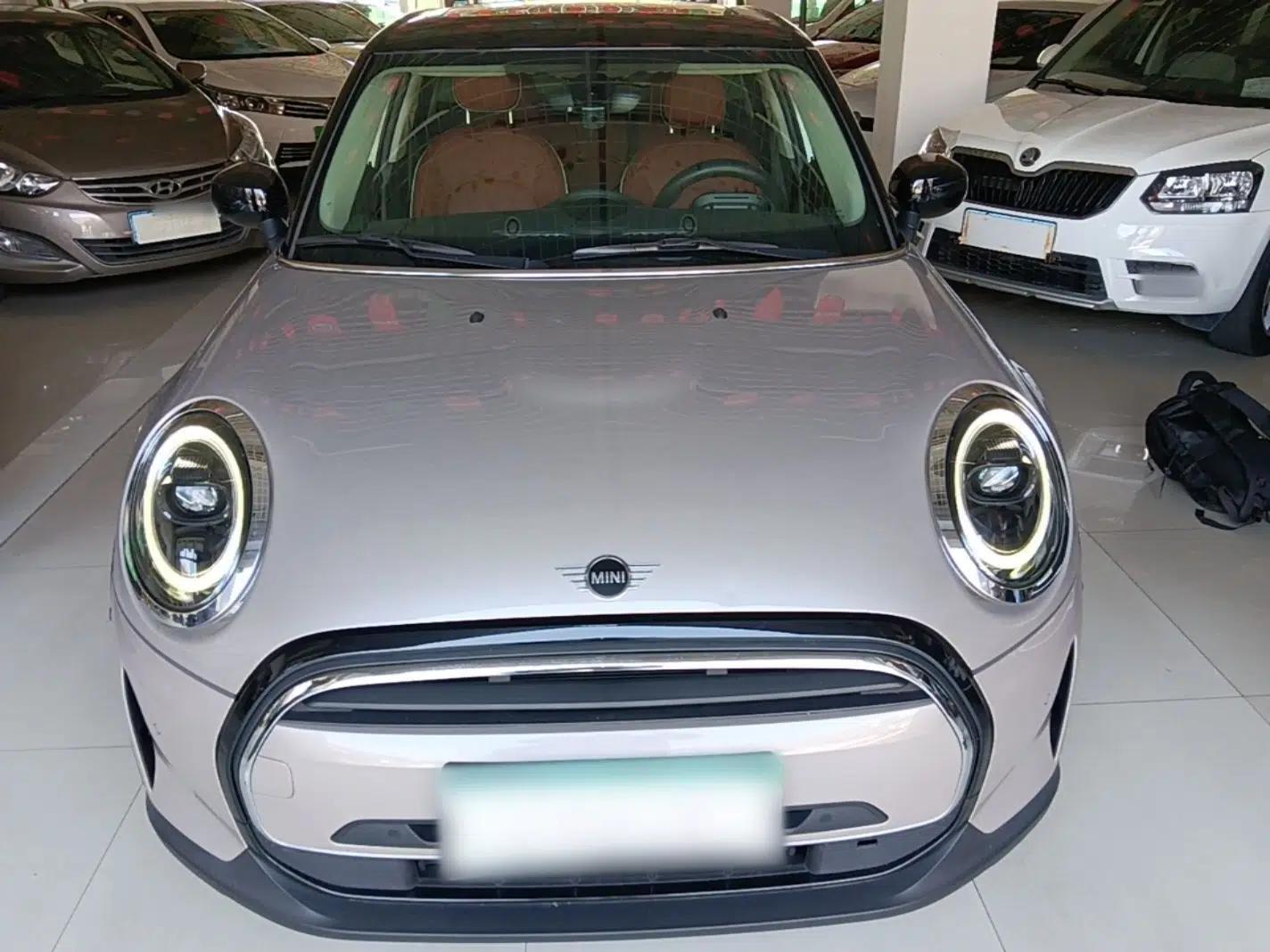MINI 2022 1.5T COOPER Artist Five-Door Edition — миниатюра 2