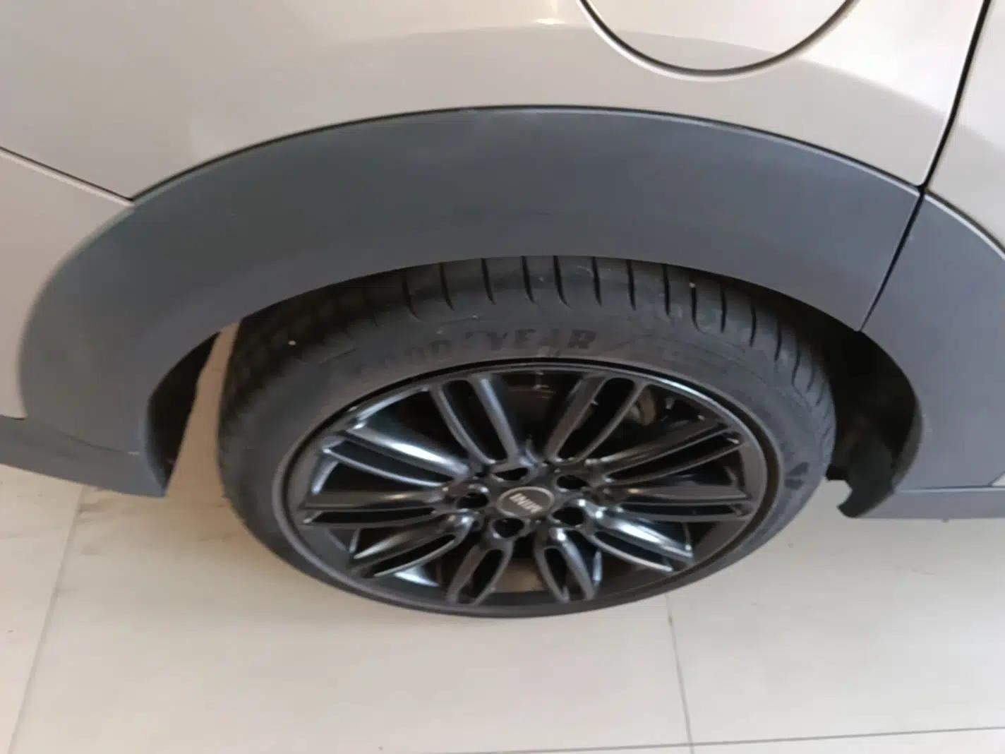 MINI 2022 1.5T COOPER Artist Five-Door Edition — миниатюра 11