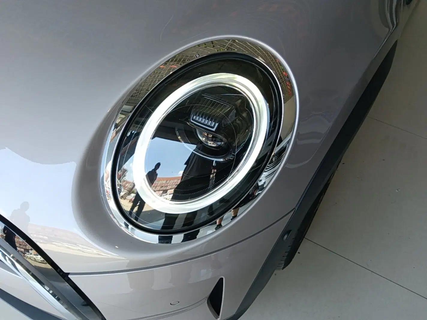 MINI 2022 1.5T COOPER Artist Five-Door Edition — миниатюра 8
