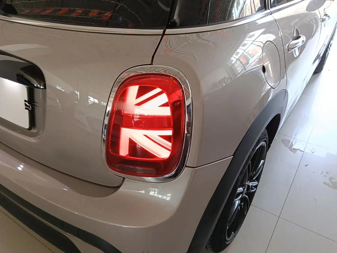 MINI 2022 1.5T COOPER Artist Five-Door Edition — миниатюра 9