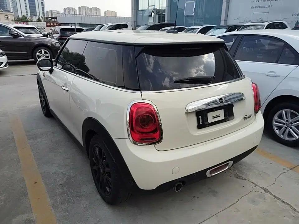 MINI 2018 1.5T ONE PLUS — миниатюра 4