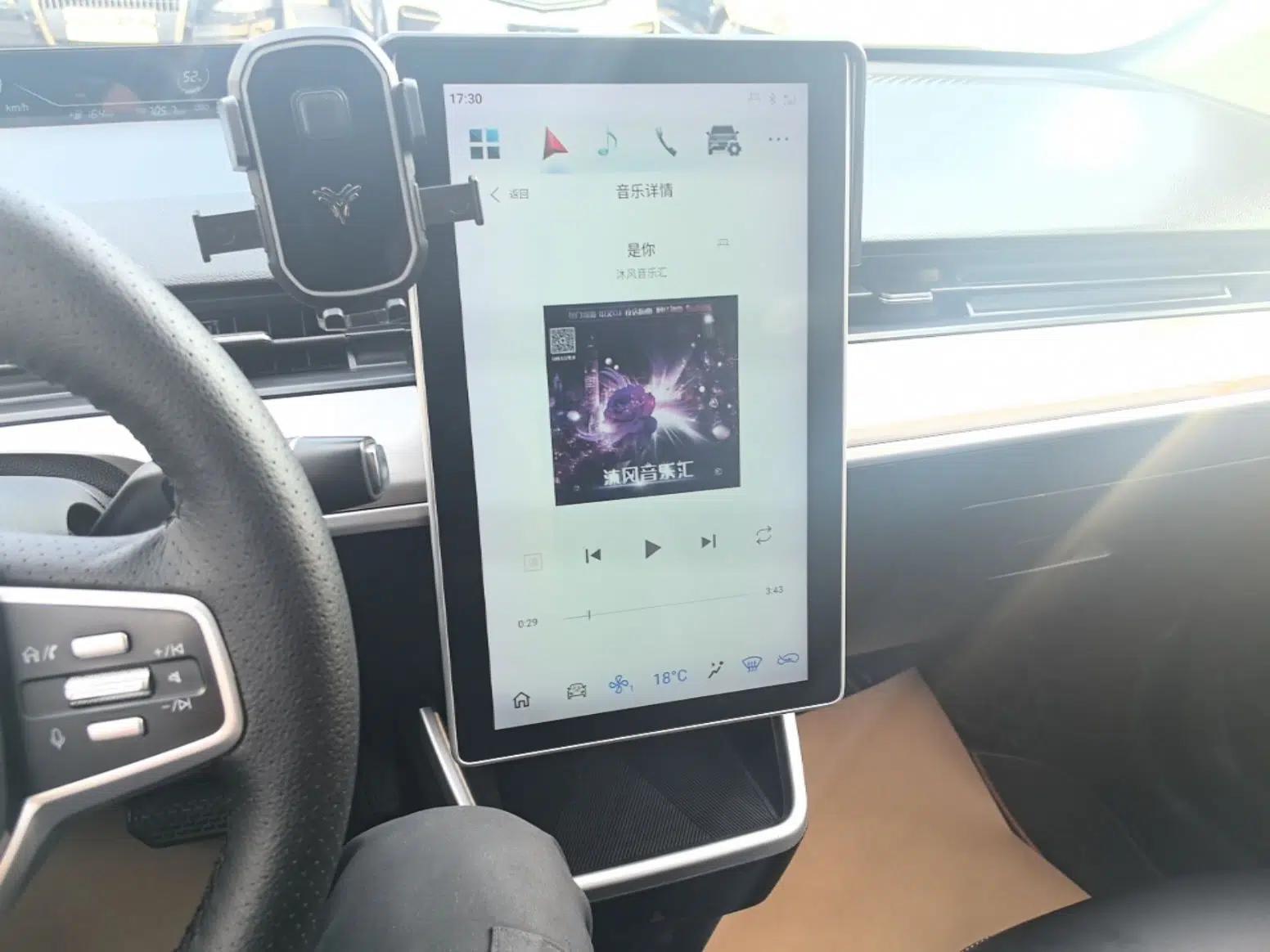 NETA V 2021 Standard Range Entertainment Version – Upgraded Model — миниатюра 15