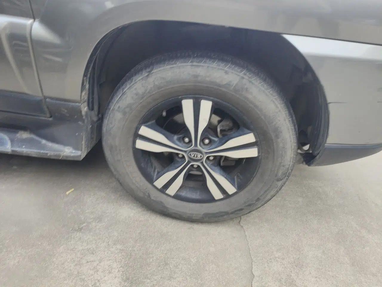 Kia Sportage 2011 2.0L Automatic Two-Wheel Drive GLS — миниатюра 8