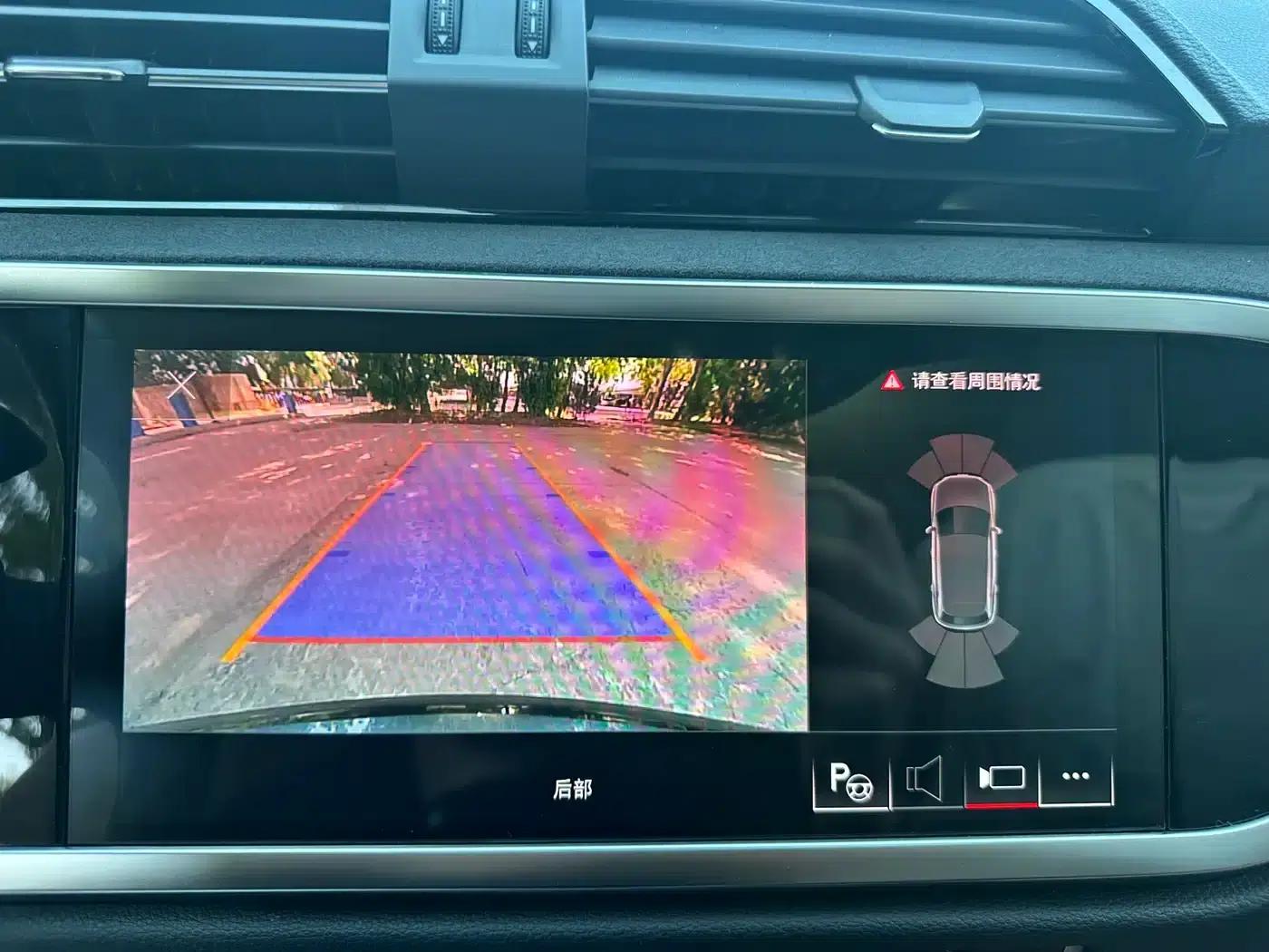 Audi Q3 2023 35 TFSI Fashion Dynamic (1.4T) — миниатюра 9