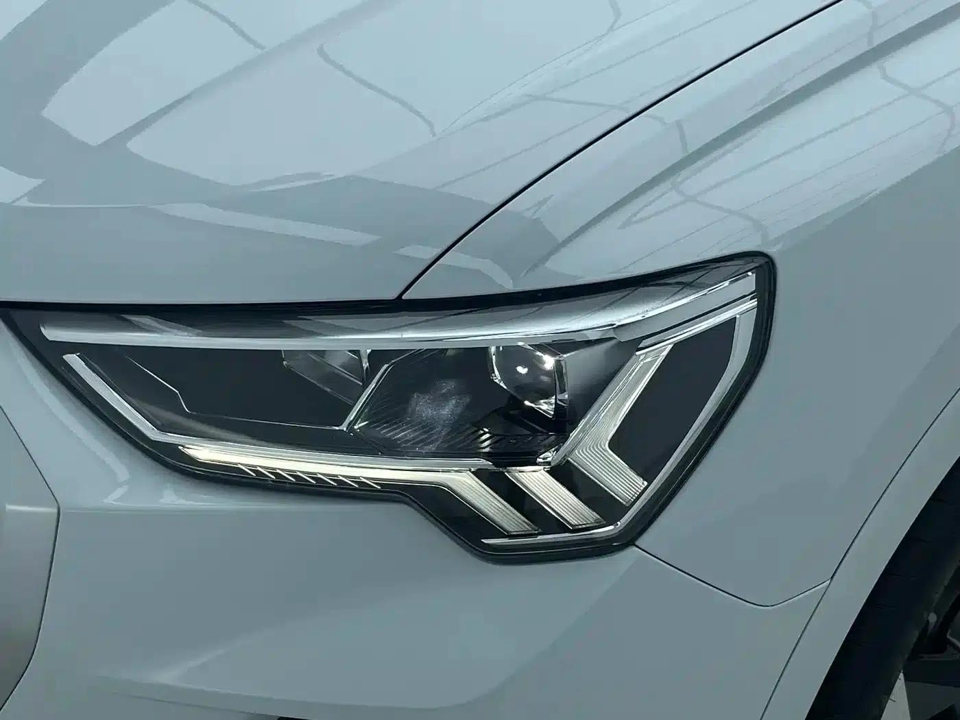 Audi Q3 2023 35 TFSI Fashion Dynamic (1.4T) — миниатюра 8