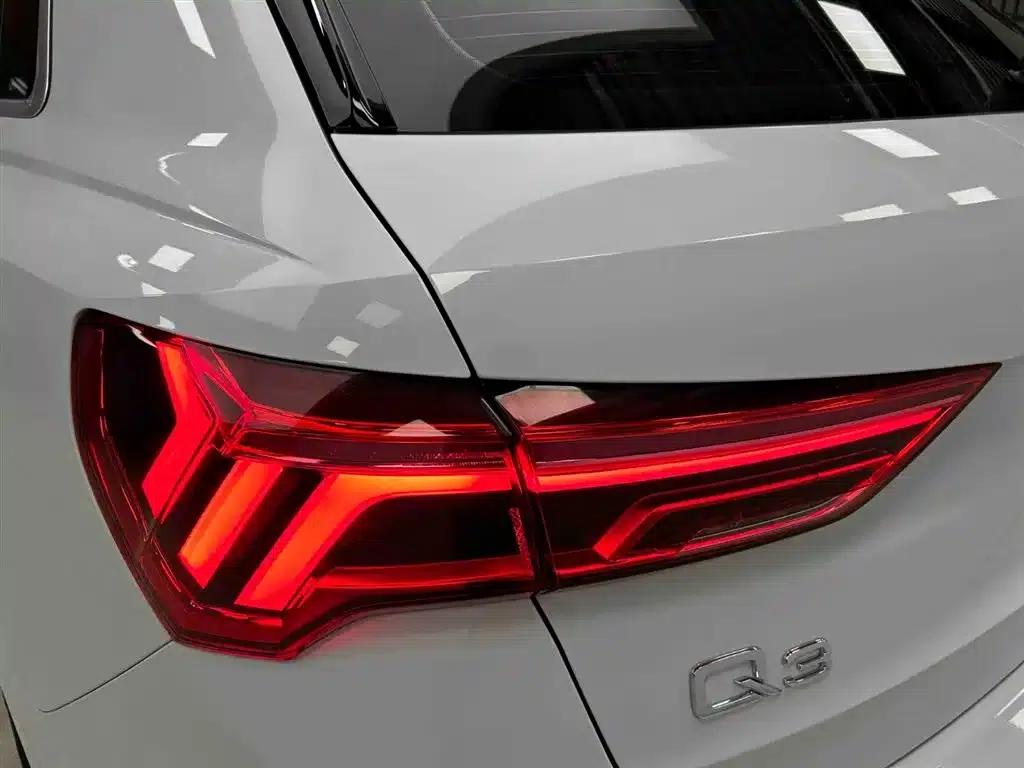 Audi Q3 2022 35 TFSI Fashion Dynamic Edition — миниатюра 19