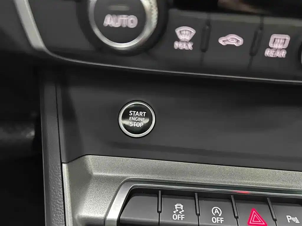 Audi Q3 2022 35 TFSI Fashion Dynamic Edition — миниатюра 4
