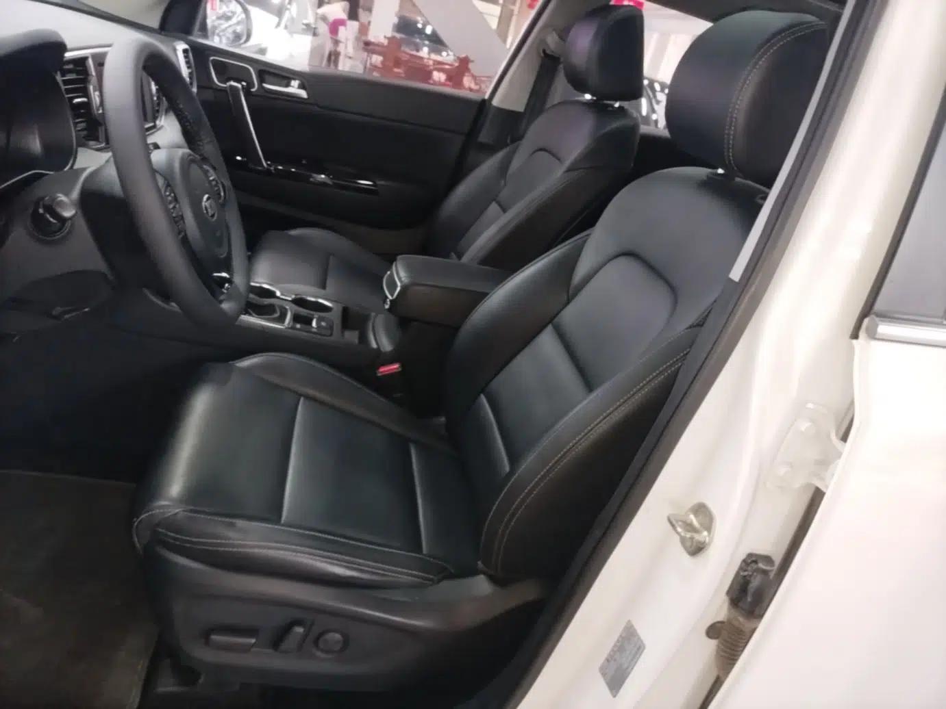 Kia KX5 2017 1.6T Automatic Two-Wheel Drive 15th Anniversary Special Edition DLX — миниатюра 17