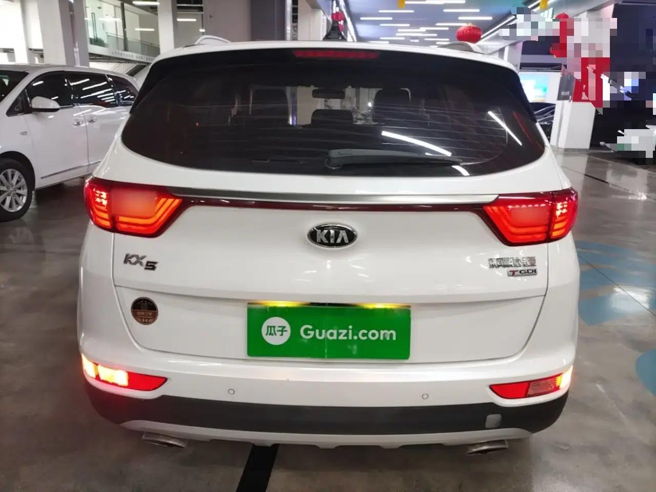 Kia KX5 2017 1.6T Automatic Two-Wheel Drive 15th Anniversary Special Edition DLX — миниатюра 5