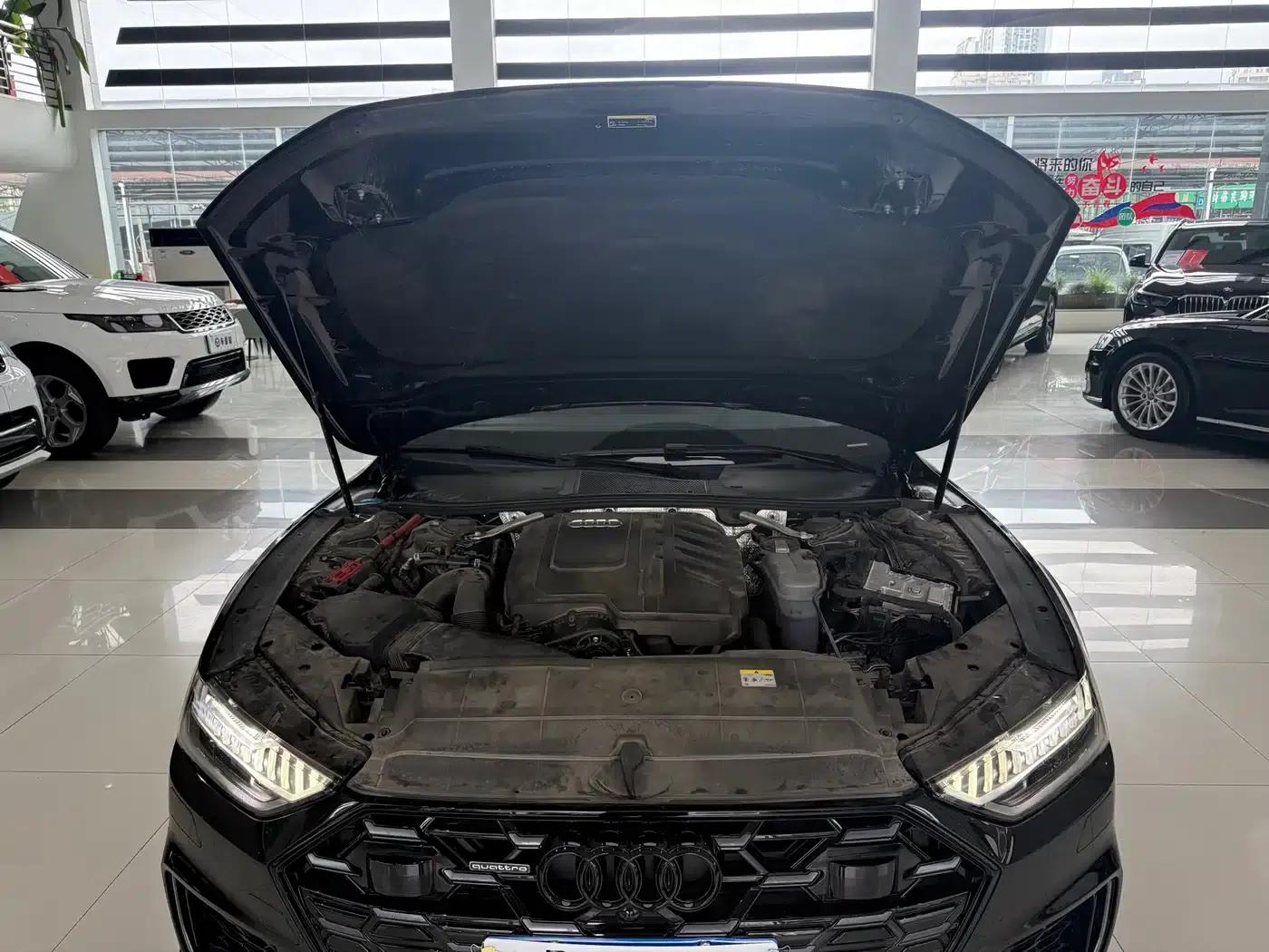 2024 Audi A7L 45 TFSI quattro Black Edition — миниатюра 4