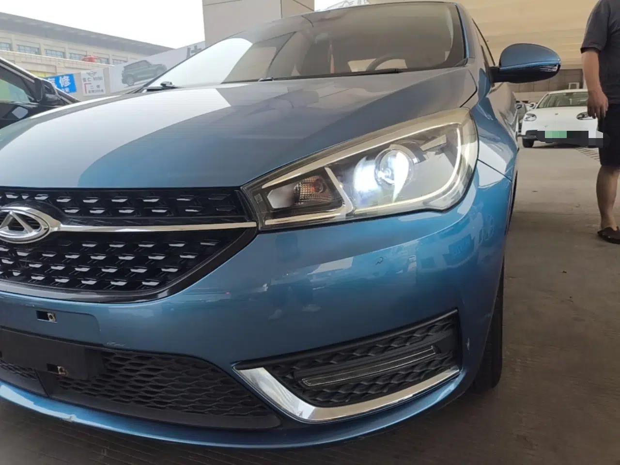 Chery Arrizo 5 2017 1.5L CVT Luxury Edition — миниатюра 8
