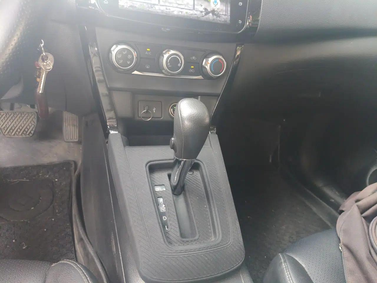 Nissan Sylphy 2019 Classic 1.6XL CVT Luxury Edition — миниатюра 14