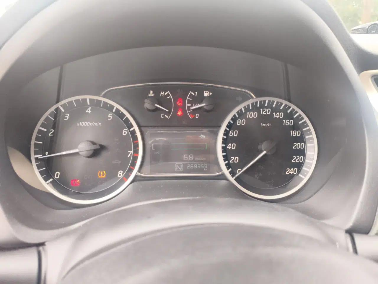 Nissan Sylphy 2021 Classic 1.6XE CVT Comfort Edition — миниатюра 11