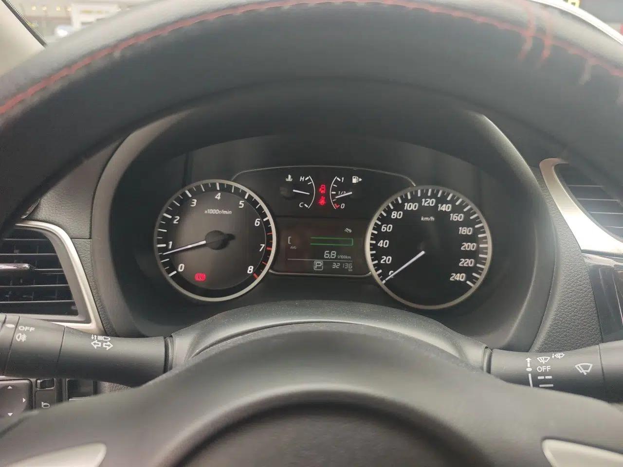 Nissan Sylphy 2022 Classic 1.6XE CVT Comfort Edition — миниатюра 11