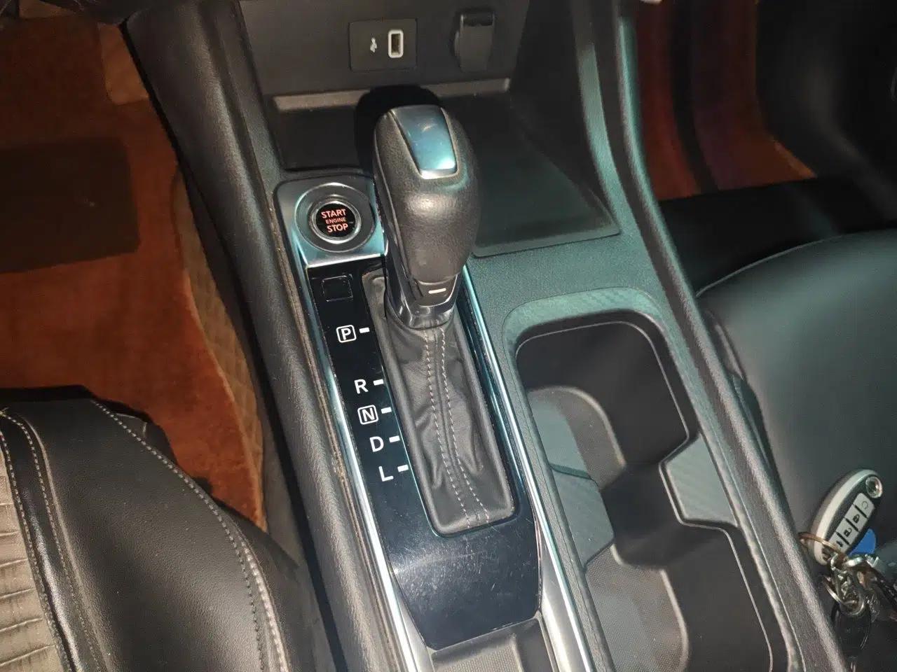 Nissan Sylphy 2021 1.6L XL CVT Enjoyment Edition — миниатюра 14