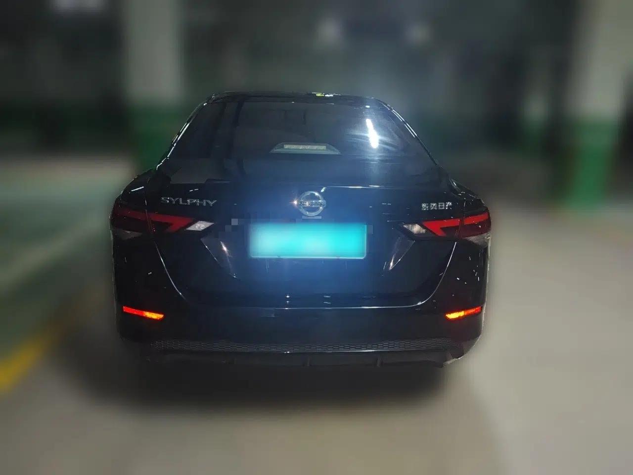 Nissan Sylphy 2021 1.6L XL CVT Enjoyment Edition — миниатюра 5