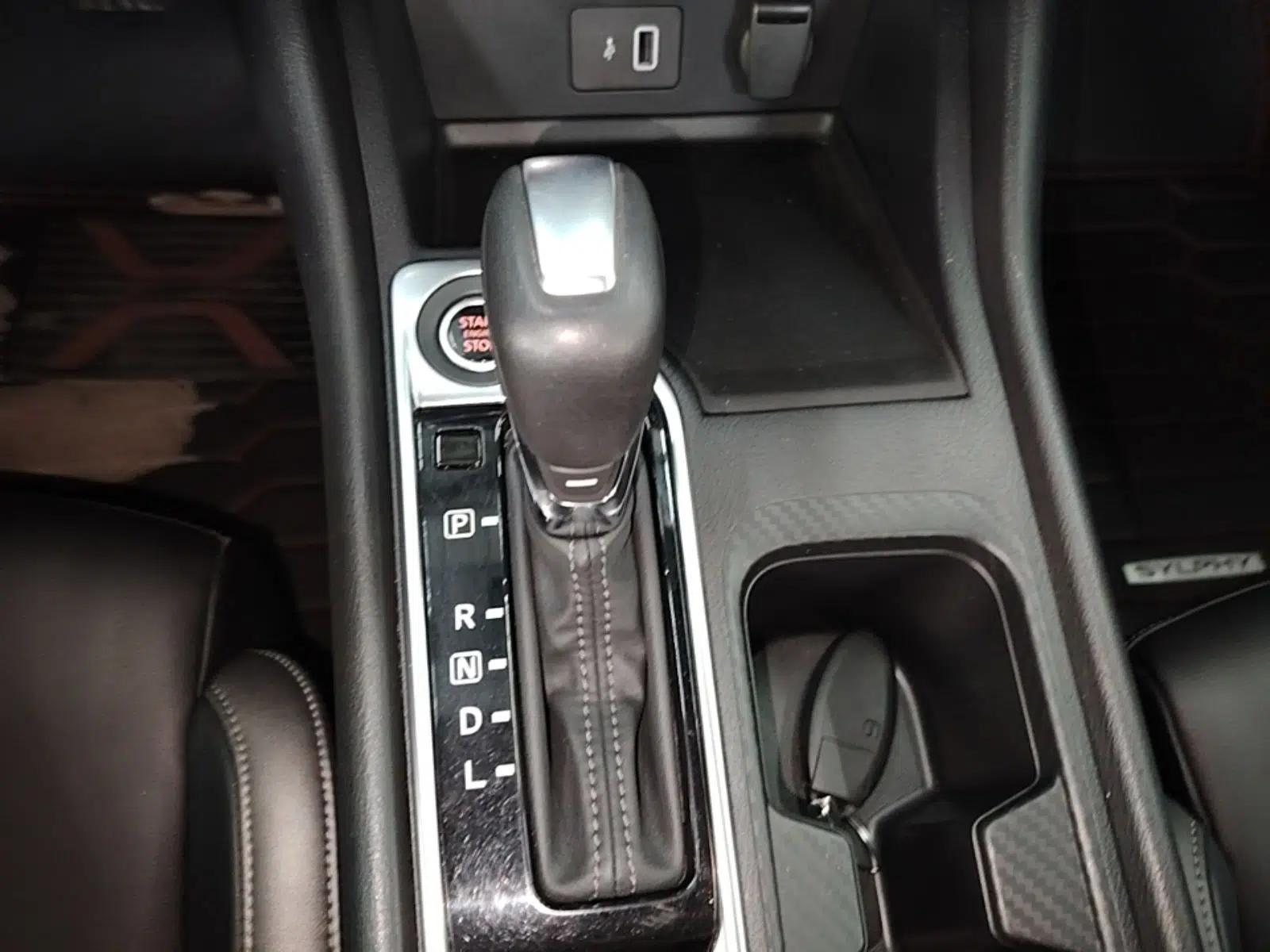 Nissan Sylphy 2022 1.6L XL CVT Enjoyment Edition — миниатюра 16