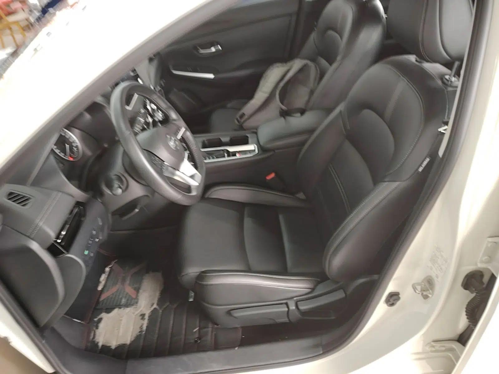Nissan Sylphy 2022 1.6L XL CVT Enjoyment Edition — миниатюра 17