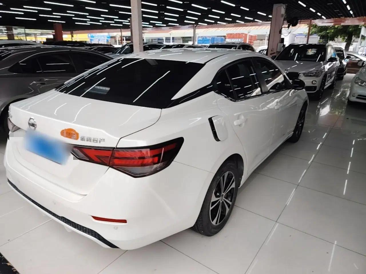 Nissan Sylphy 2022 1.6L XL CVT Enjoyment Edition — миниатюра 6