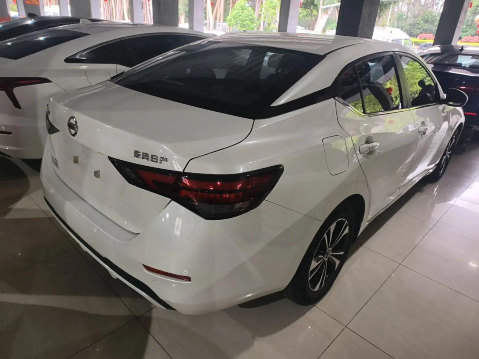 Nissan Sylphy 2022 1.6L XL CVT Enjoyment Edition — миниатюра 6