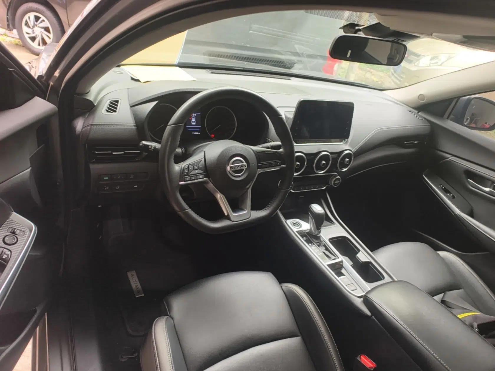 Nissan Sylphy 2022 1.6L XL CVT Enjoyment Edition — миниатюра 12