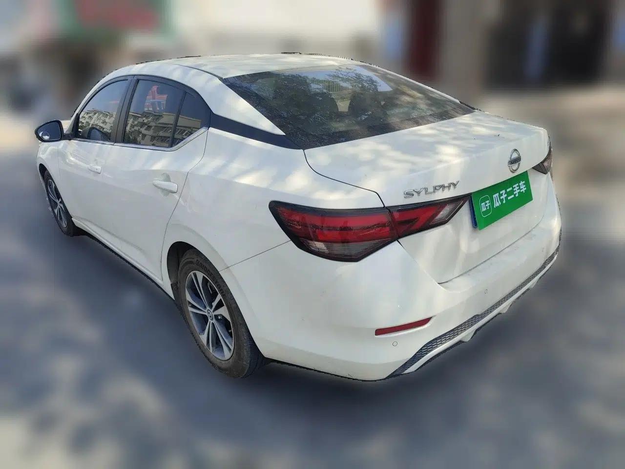 Nissan Sylphy 2022 1.6L XL CVT Enjoyment Edition — миниатюра 4