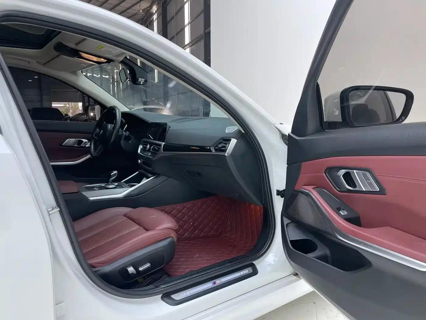 2022 BMW 3 Series 320Li M Sport Package — миниатюра 21
