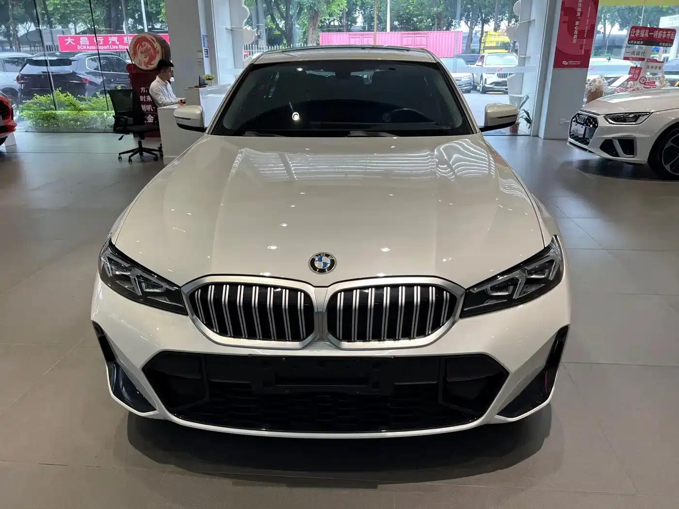 2023 BMW 3 Series 320Li M Sport Package — миниатюра 2