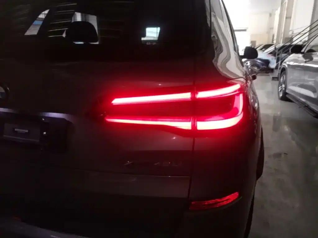 BMW X5 2022 Facelift xDrive 40Li M Sport Package — миниатюра 8