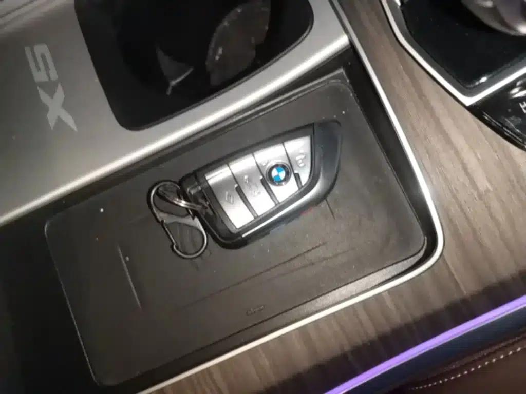 BMW X5 2022 Facelift xDrive 40Li M Sport Package — миниатюра 9
