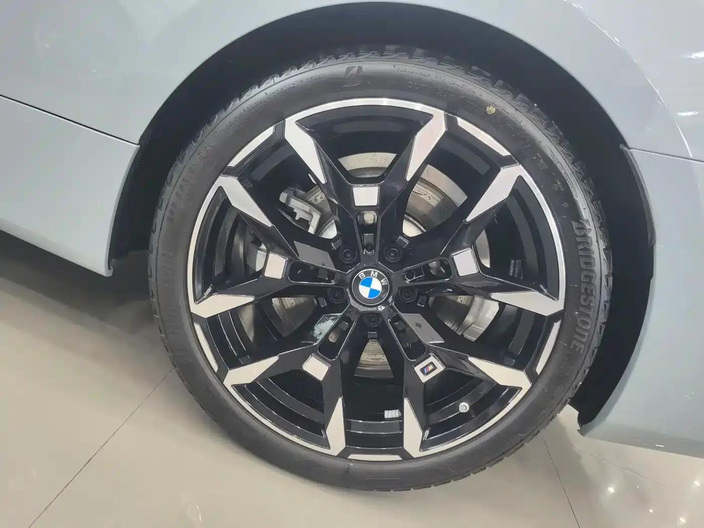 2024 BMW 4 Series 430i M Sport Shadow Edition — миниатюра 18