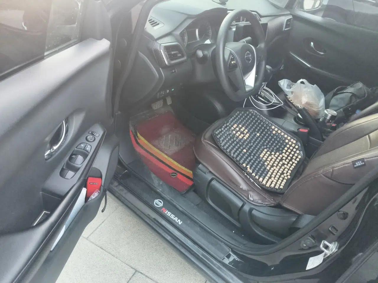 Nissan Lannia 2016 1.6L CVT Smart Cool Edition — миниатюра 16