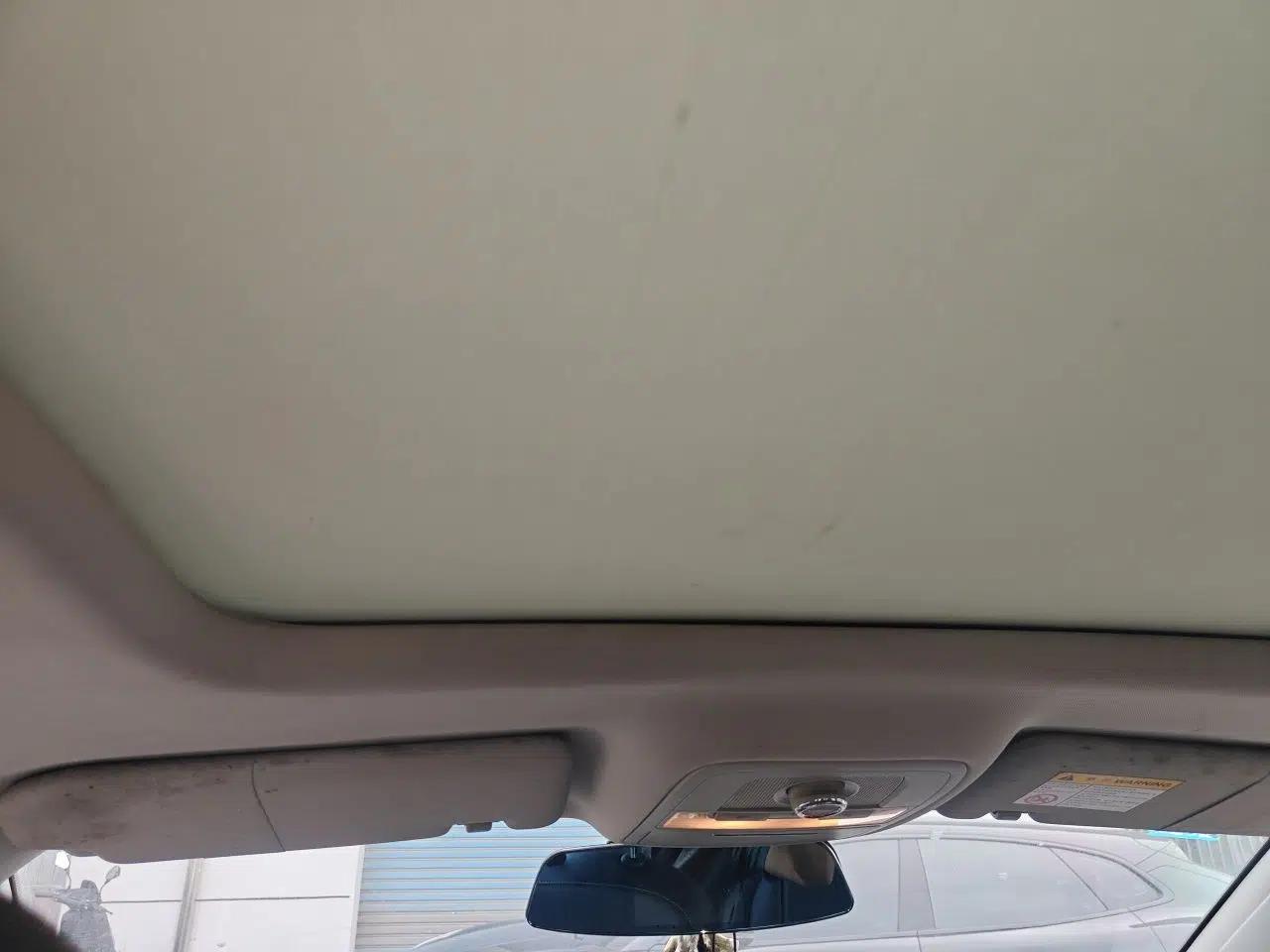 Roewe RX5 2018 20T Two-Wheel Drive Automatic Flagship Edition — миниатюра 18