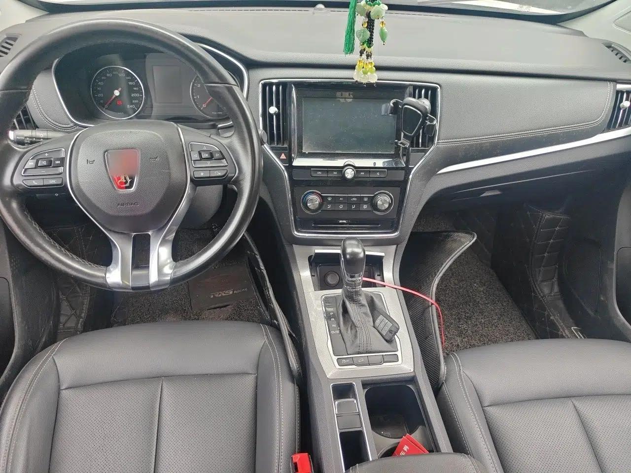 Roewe RX5 2018 20T Two-Wheel Drive Automatic Flagship Edition — миниатюра 9