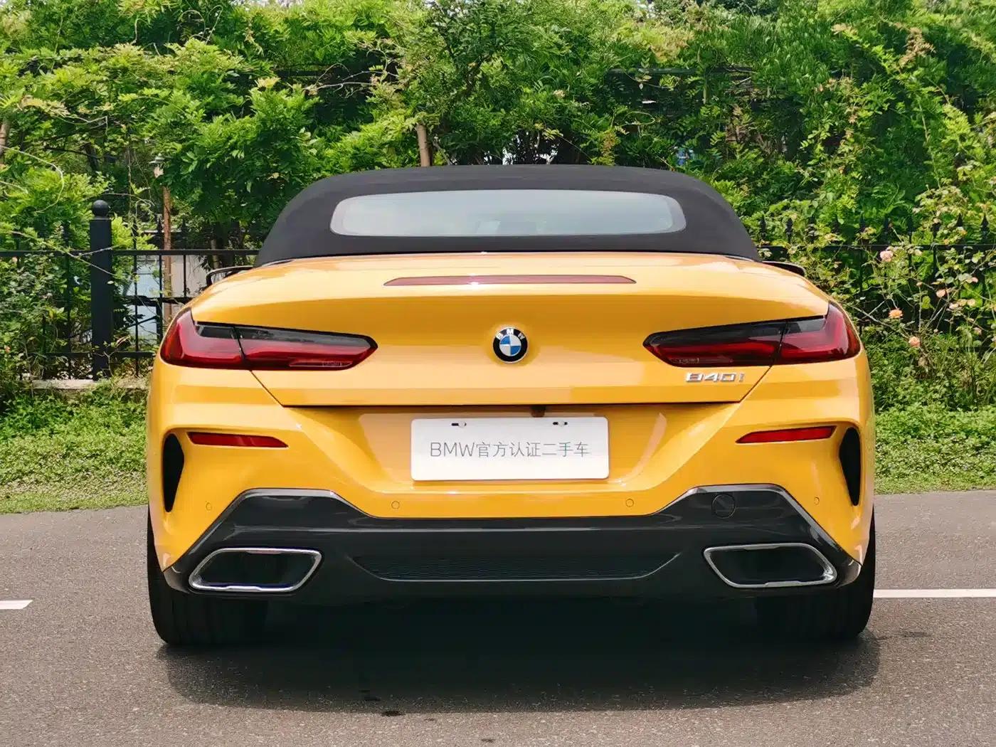 2022 BMW 8 Series 840i Convertible Coupe M Sport Package — миниатюра 5