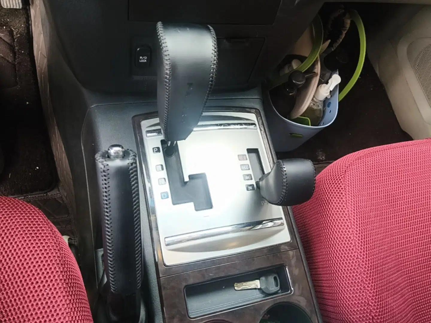 Mitsubishi Pajero (Parallel Import) 2019 Pajero 3.8L, 7 seats, no sunroof — миниатюра 14