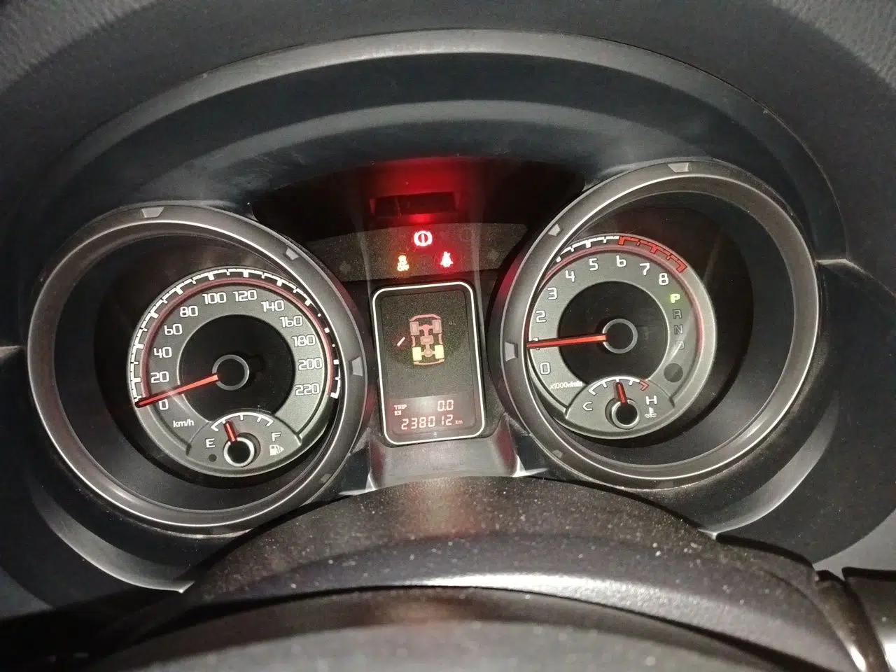 Mitsubishi Pajero 2012 3.0L Elite Edition — миниатюра 11