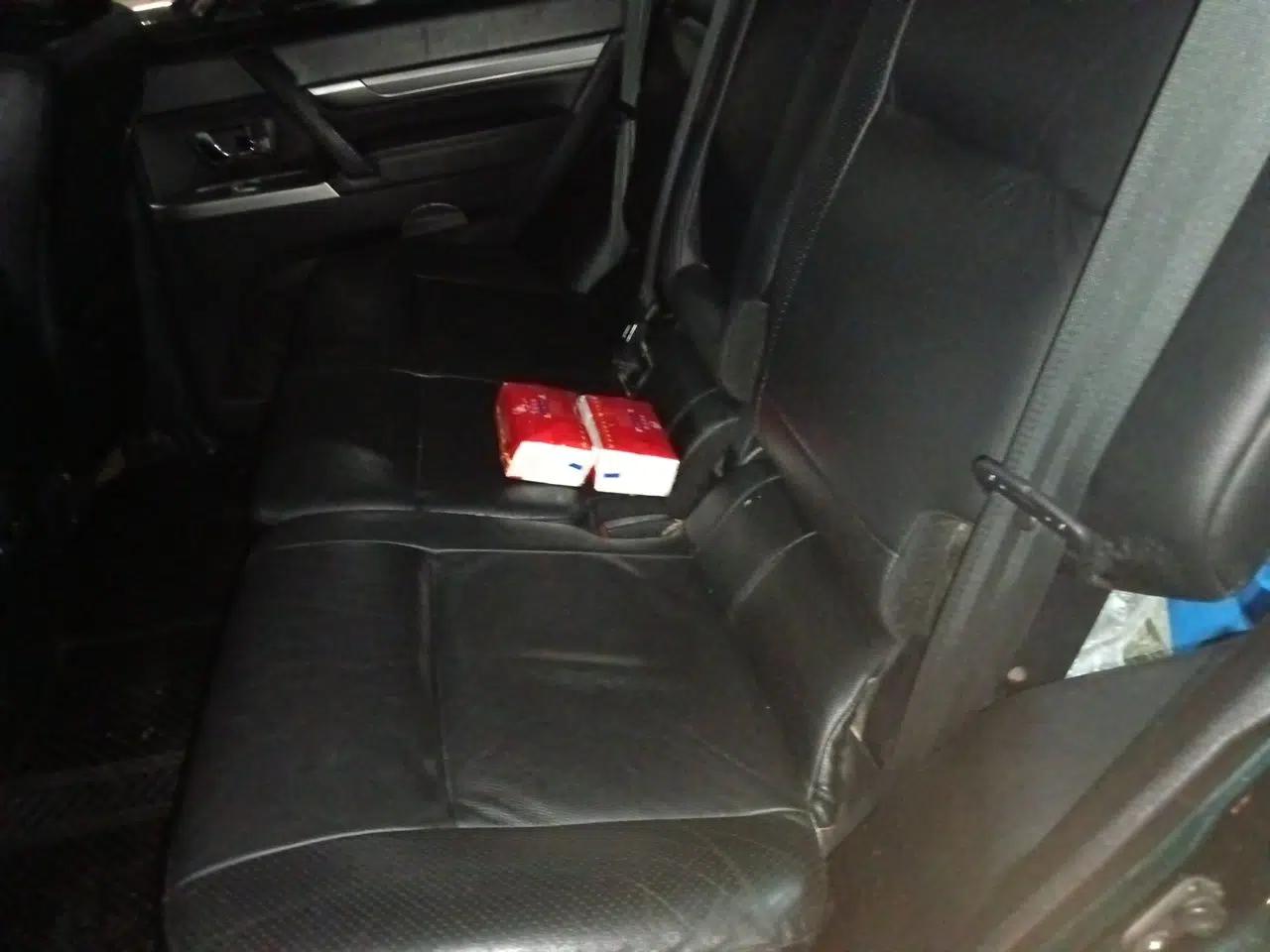 Mitsubishi Pajero 2012 3.0L Elite Edition — миниатюра 17
