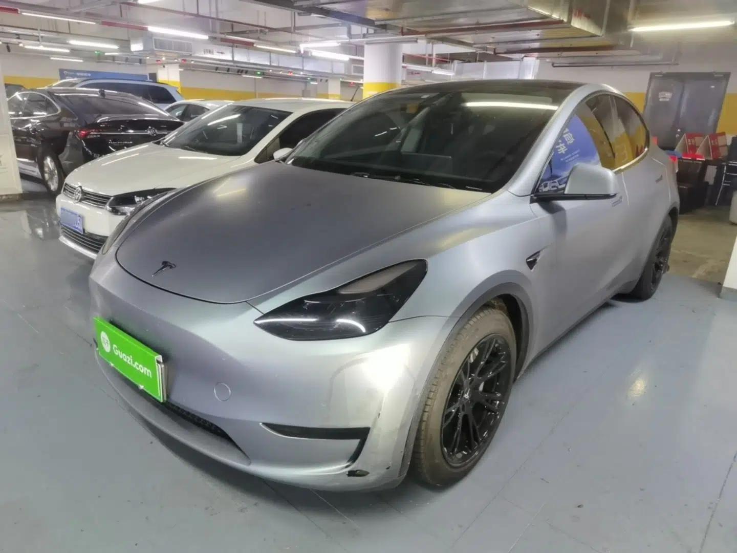 Tesla Model Y 2022 Revised Version Rear-Wheel Drive — миниатюра 1