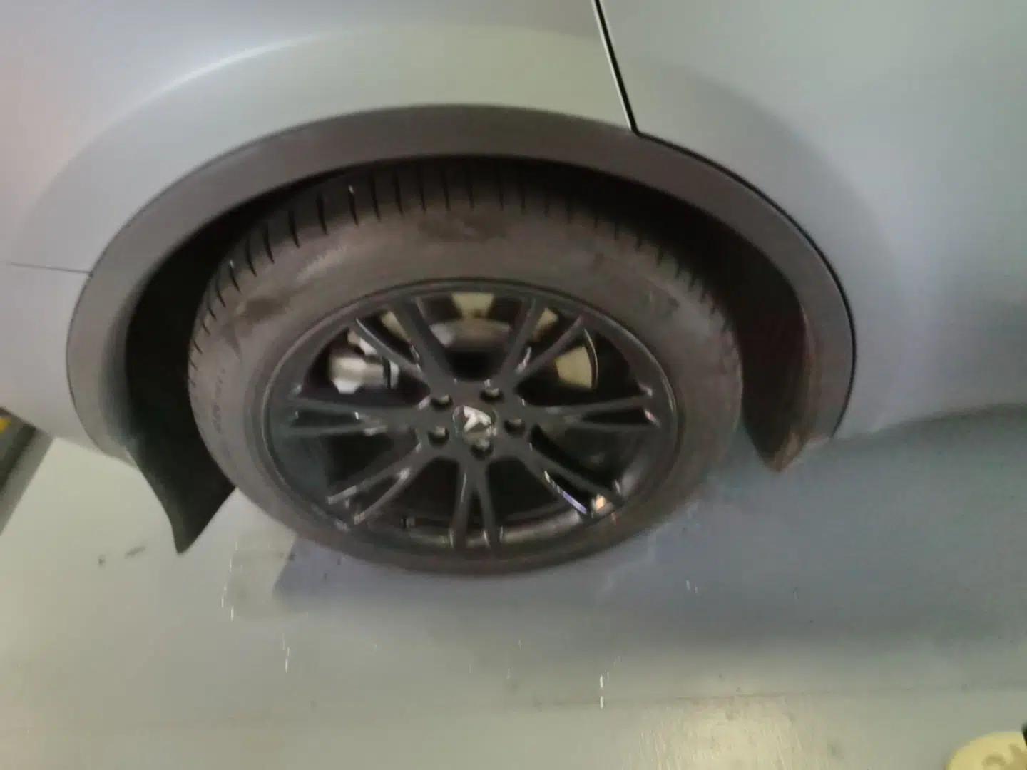 Tesla Model Y 2022 Revised Version Rear-Wheel Drive — миниатюра 11