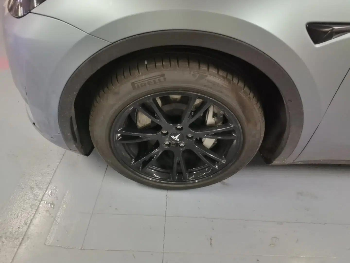 Tesla Model Y 2022 Revised Version Rear-Wheel Drive — миниатюра 10