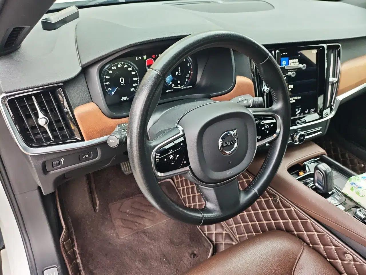 Volvo S90 2021 B5 Zhiyi Luxury Edition — миниатюра 10