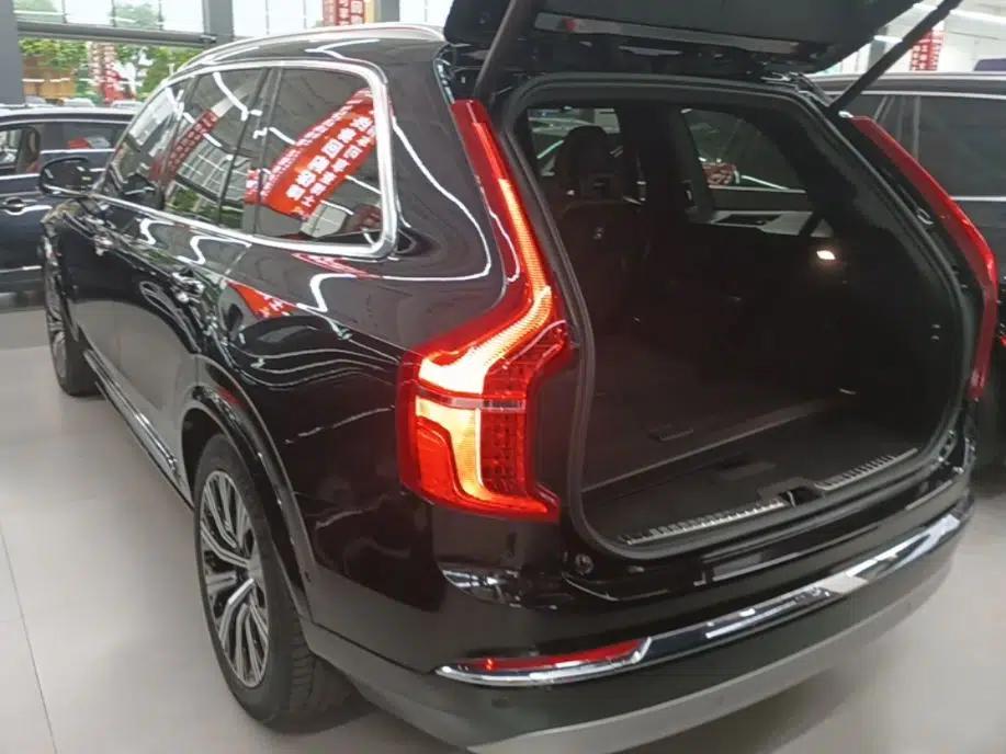 Volvo XC90 New Energy 2022 Facelift E-Drive Hybrid T8 Luxury Prestige 7-Seater — миниатюра 4