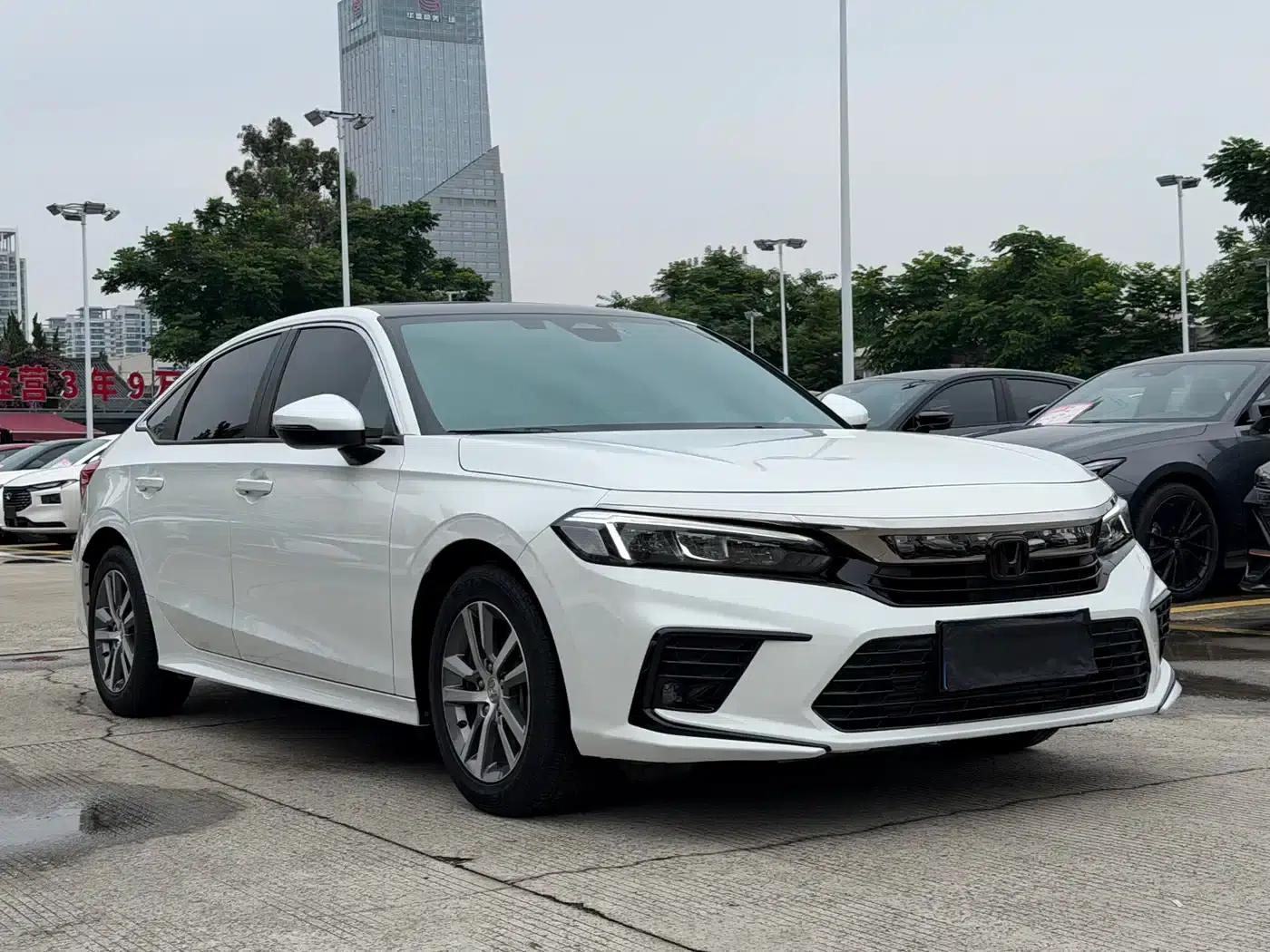 2023 Civic 240TURBO CVT Sport Edition — миниатюра 3