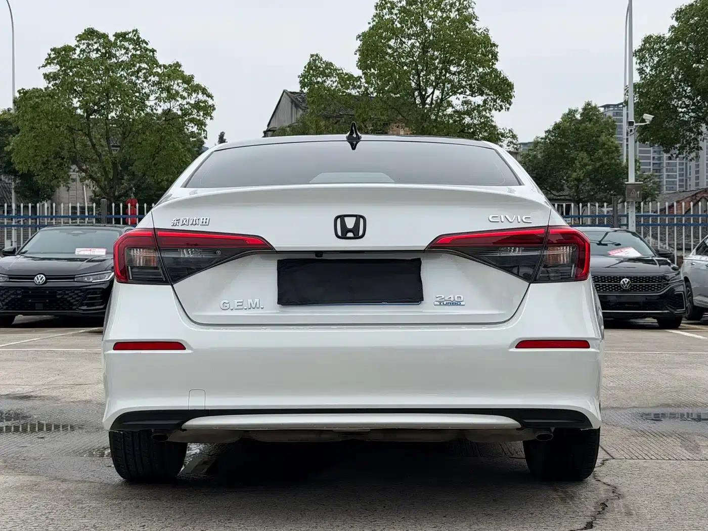 2023 Civic 240TURBO CVT Sport Edition — миниатюра 5